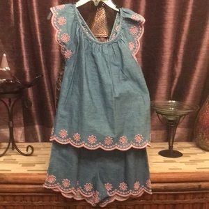 Crown & Ivy Girl Sleeveless 2 pc Medium Wash Blue Short-set with Pink Eyelet NWT